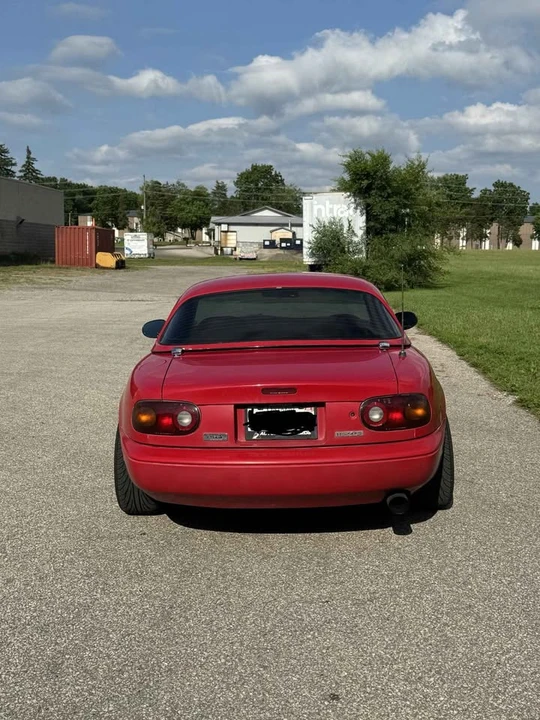 1992 Mazda NA MX-5 Miata - Image 5 of 9