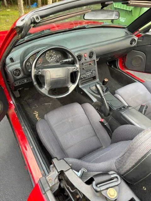 1992 Mazda NA MX-5 Miata - Image 4 of 8