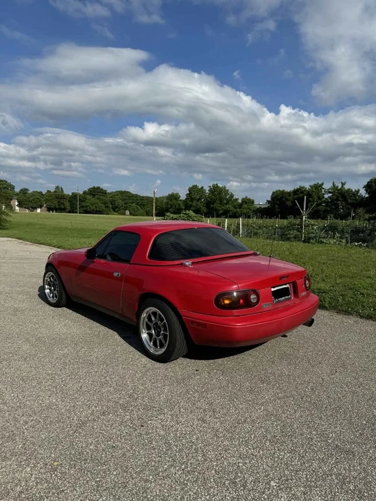 1992 Mazda NA MX-5 Miata - Image 6 of 9