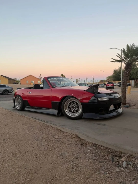 1992 Mazda NA MX-5 Miata - Image 4 of 11
