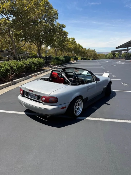 1992 Mazda NA MX-5 Miata - Image 4 of 9