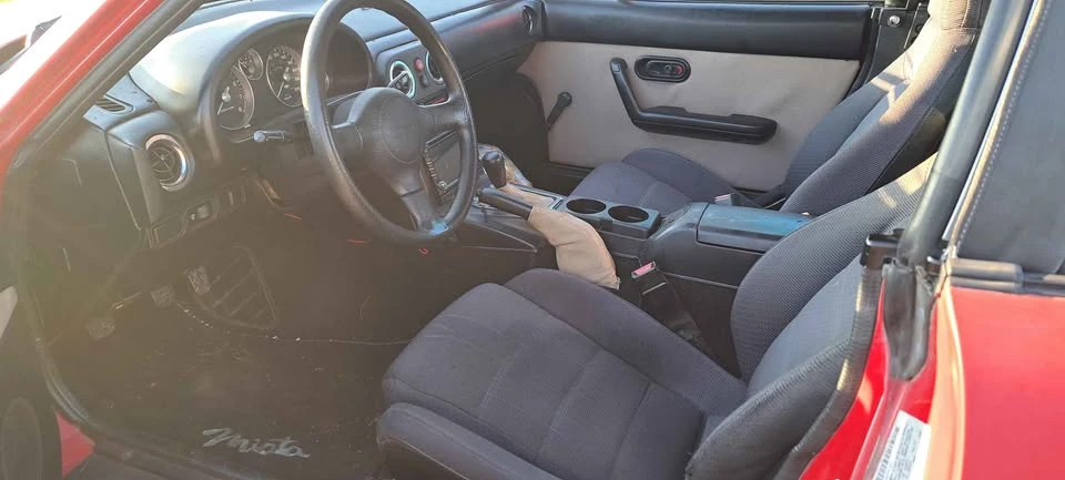 1992 Mazda NA MX-5 Miata - Image 4 of 7