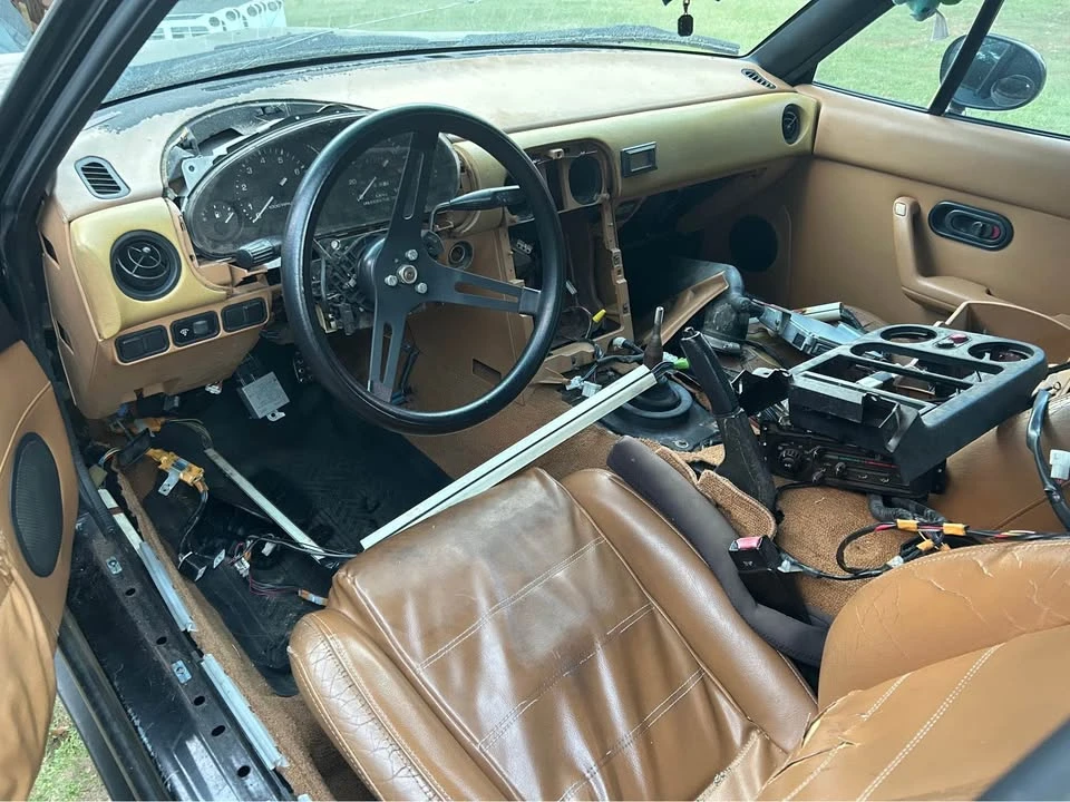 1992 Mazda NA MX-5 Miata - Image 5 of 9