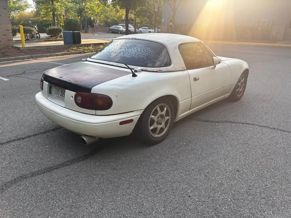 1992 Mazda NA MX-5 Miata - Image 5 of 20