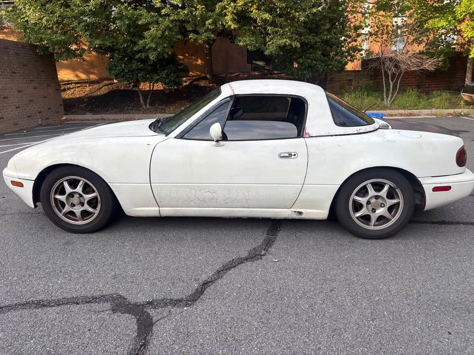 1992 Mazda NA MX-5 Miata - Image 8 of 20