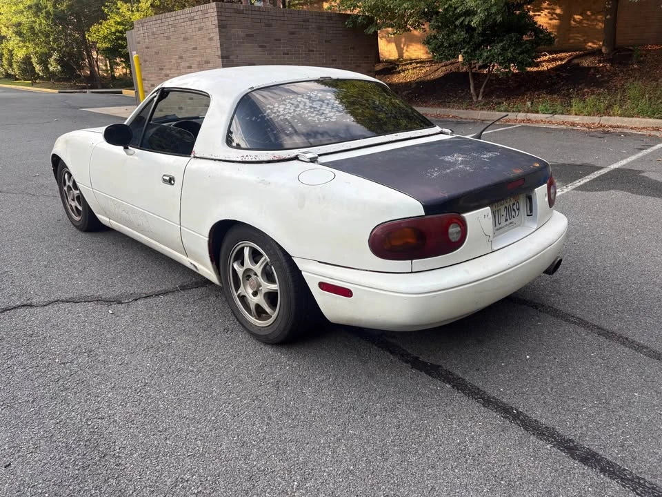 1992 Mazda NA MX-5 Miata - Image 7 of 20