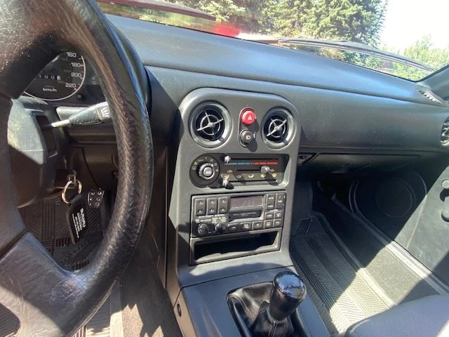 1992 Mazda NA MX-5 Miata - Image 9 of 13