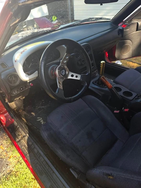 1992 Mazda NA MX-5 Miata - Image 6 of 8