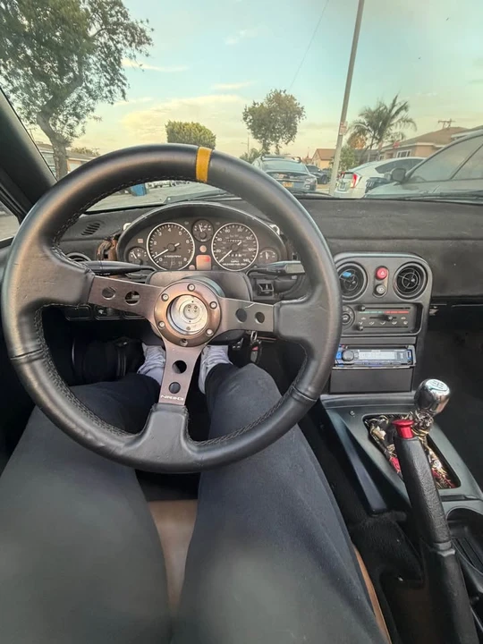 1992 Mazda NA MX-5 Miata - Image 2 of 5