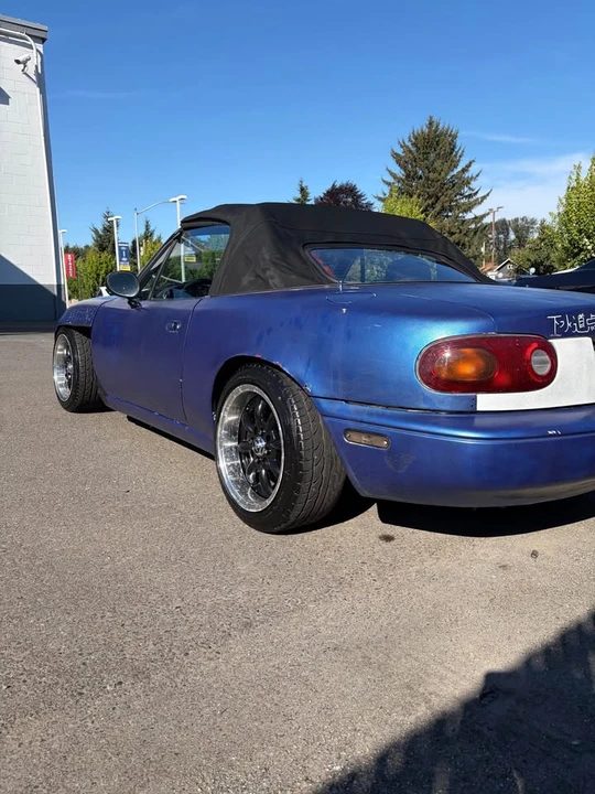 1992 Mazda NA MX-5 Miata - Image 2 of 8