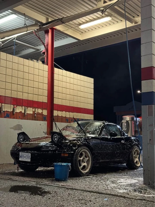 1992 Mazda NA MX-5 Miata - Image 9 of 12
