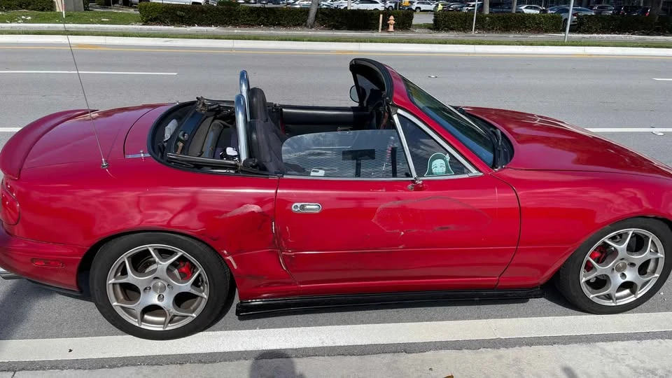1992 Mazda NA MX-5 Miata - Image 4 of 7