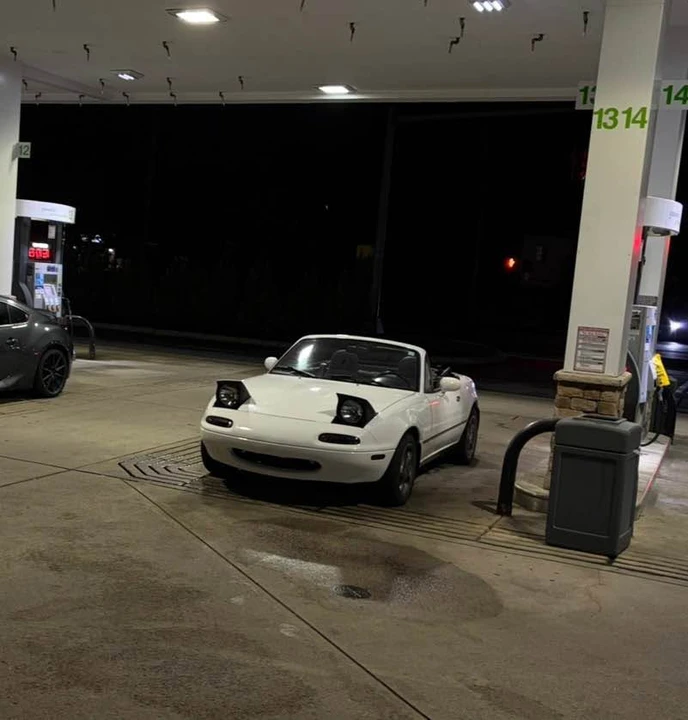 1992 Mazda NA MX-5 Miata - Image 4 of 6