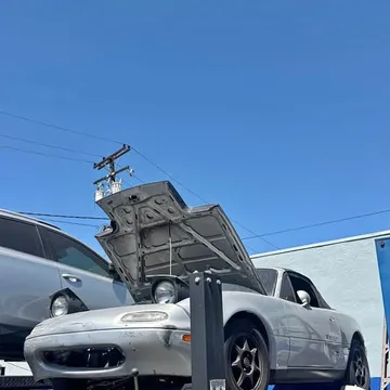 1992 Mazda MX-5 SE Convertible 2D