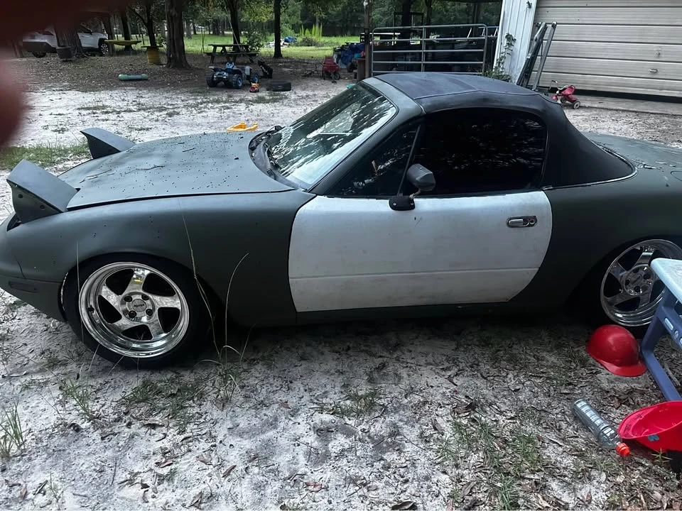 1992 Mazda NA MX-5 Miata - Image 2 of 3