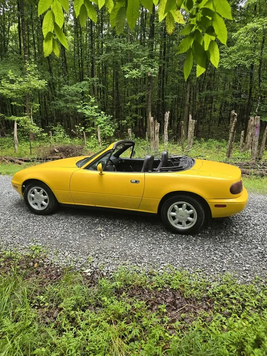 1992 Mazda NA MX-5 Miata - Image 3 of 13