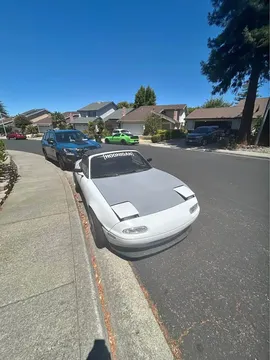 1992 Mazda MX-5 Sport Convertible 2D