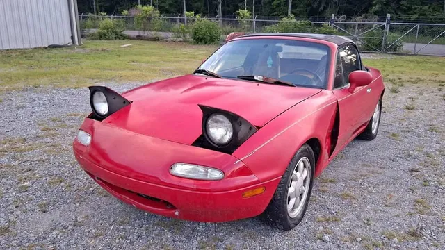 1992 Mazda MX-5 Sport Convertible 2D