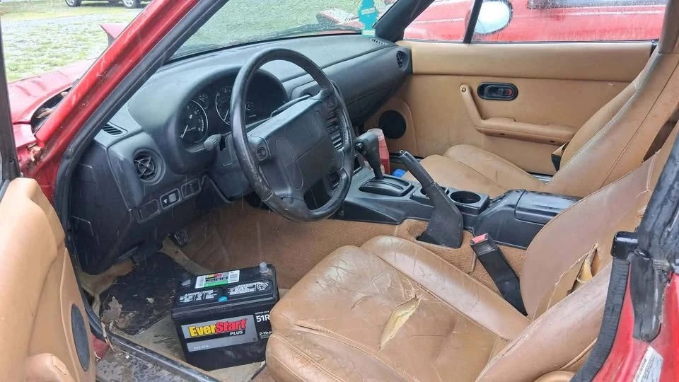 1992 Mazda NA MX-5 Miata - Image 9 of 9