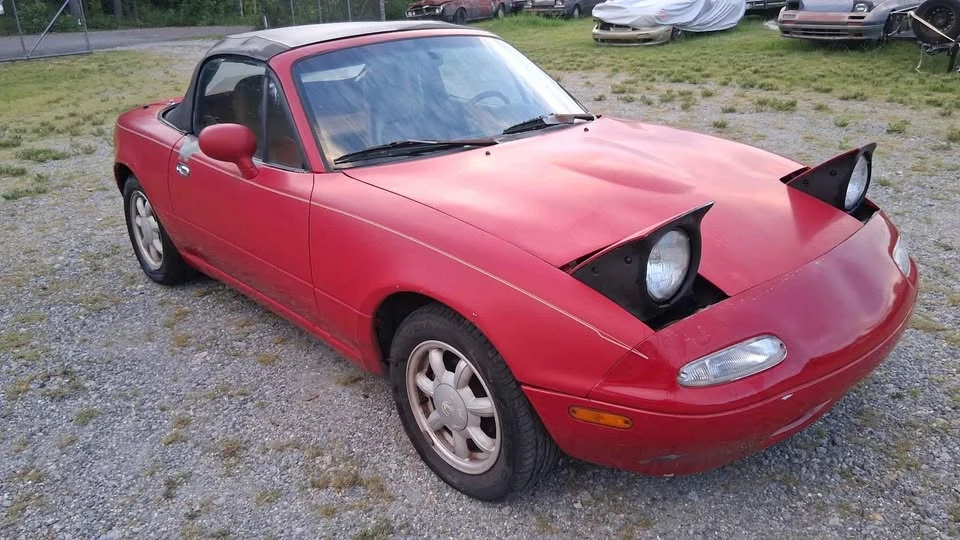 1992 Mazda NA MX-5 Miata - Image 2 of 9