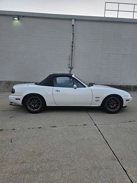 1992 Mazda NA MX-5 Miata - Image 4 of 20