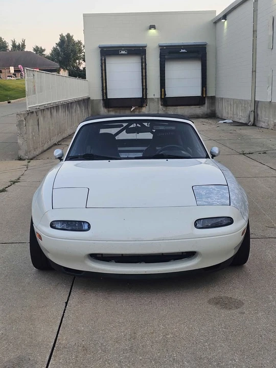 1992 Mazda NA MX-5 Miata - Image 2 of 20