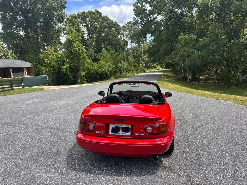 1992 Mazda NA MX-5 Miata - Image 5 of 9