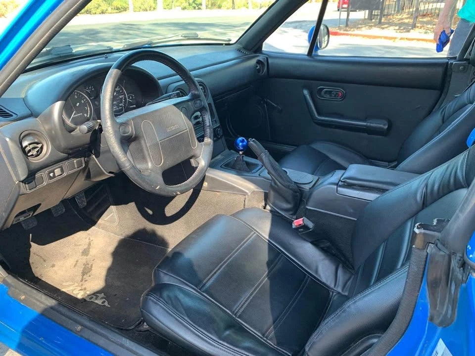 1992 Mazda NA MX-5 Miata - Image 10 of 17