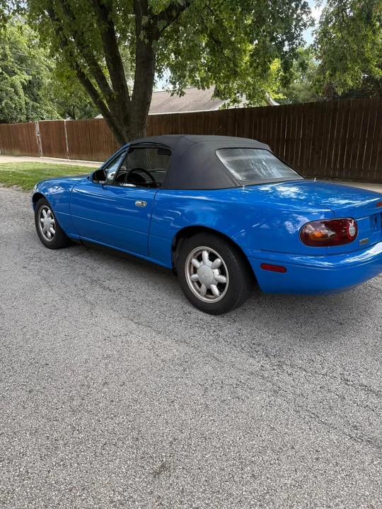 1992 Mazda NA MX-5 Miata - Image 3 of 10