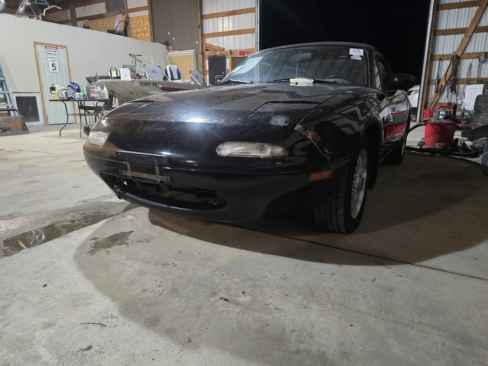 1992 Mazda NA MX-5 Miata - Image 6 of 7