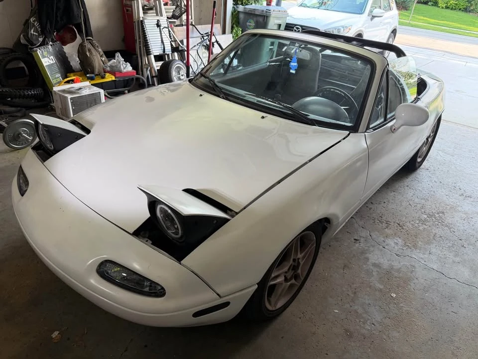 1992 Mazda NA MX-5 Miata - Image 4 of 13