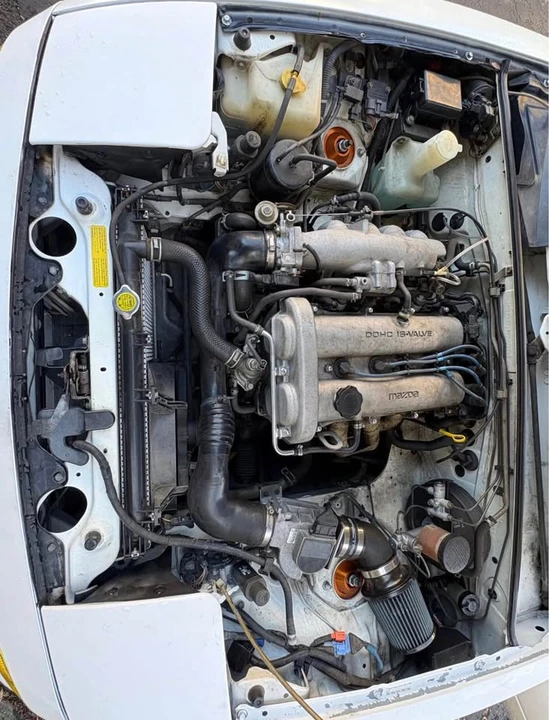 1992 Mazda NA MX-5 Miata - Image 9 of 10