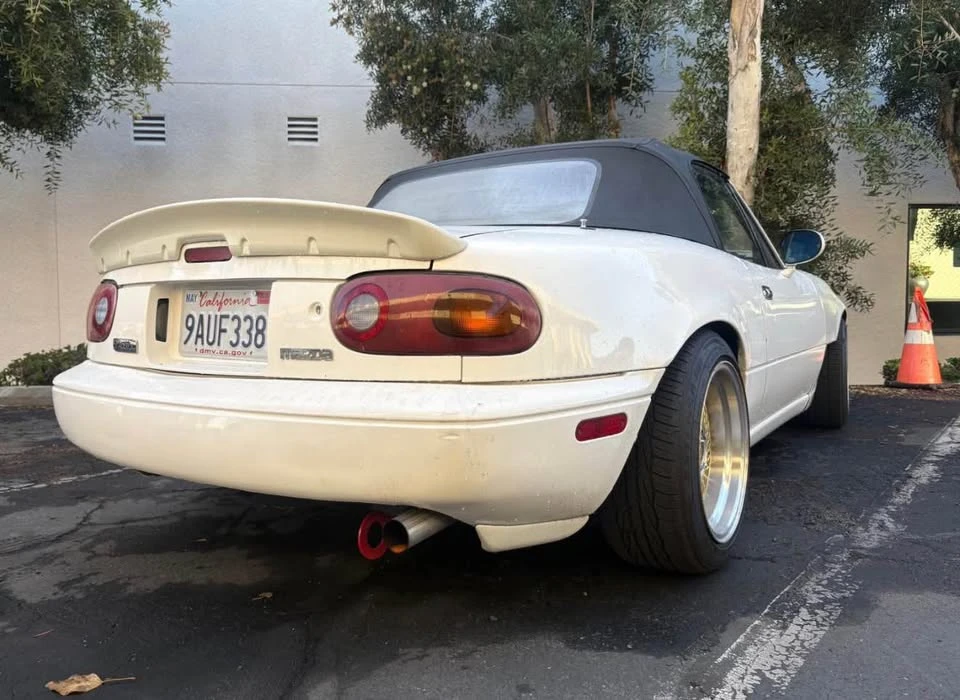 1992 Mazda NA MX-5 Miata - Image 5 of 10