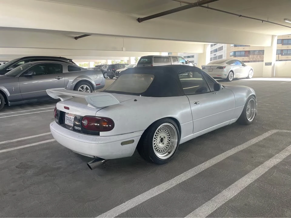 1992 Mazda NA MX-5 Miata - Image 5 of 8