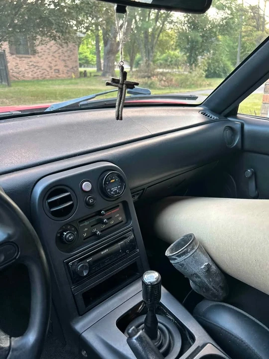 1992 Mazda NA MX-5 Miata - Image 9 of 10