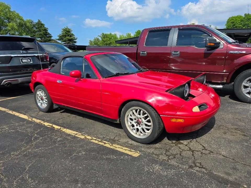 1992 Mazda NA MX-5 Miata - Image 5 of 10