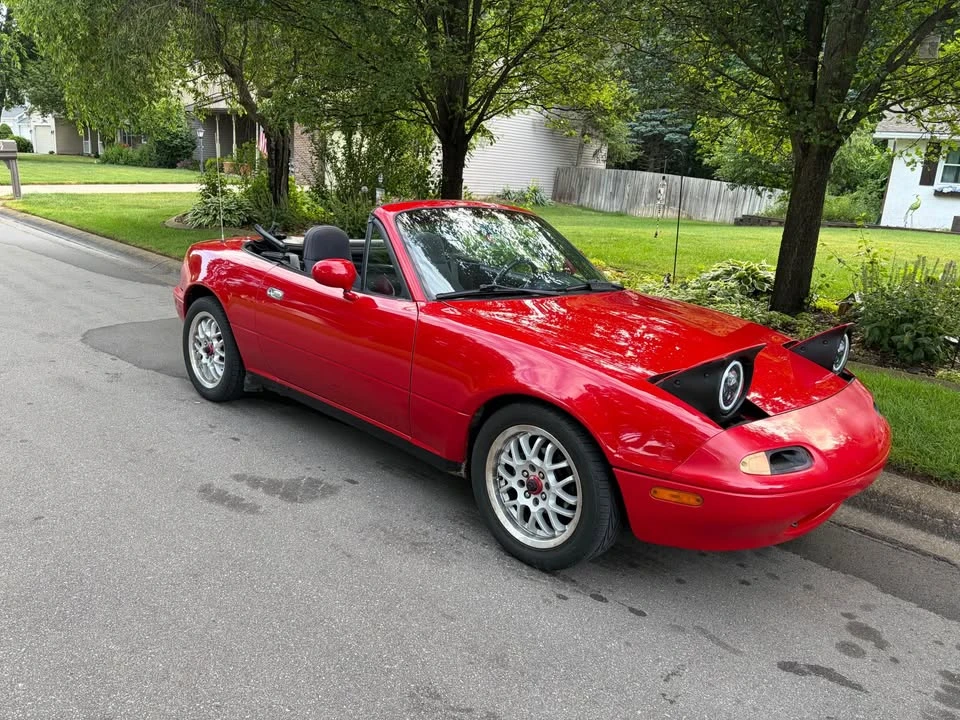 1992 Mazda NA MX-5 Miata - Image 2 of 10