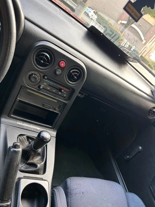 1992 Mazda NA MX-5 Miata - Image 7 of 7