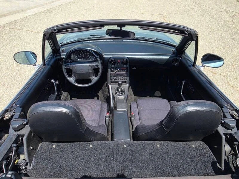 1992 Mazda NA MX-5 Miata - Image 7 of 16
