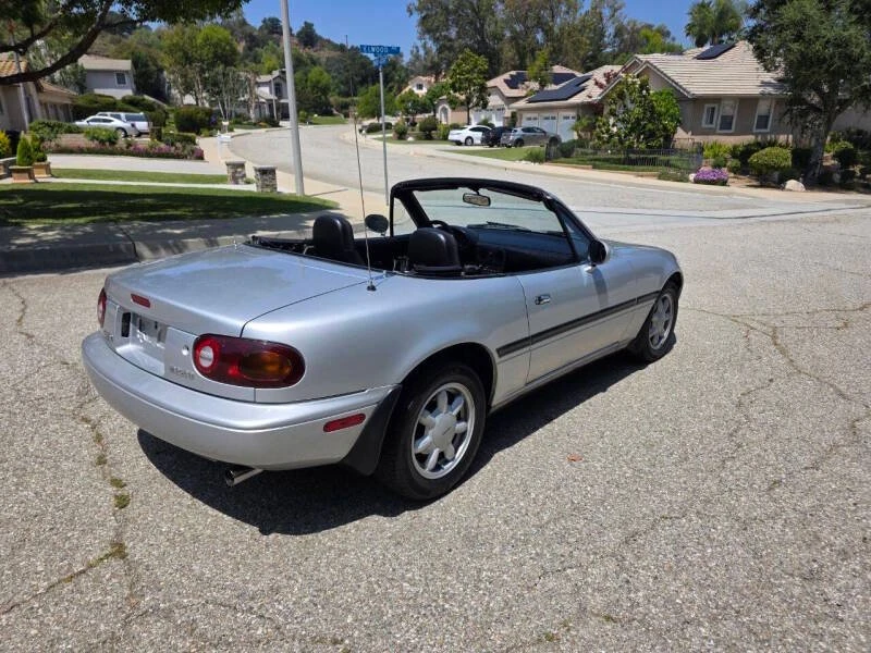1992 Mazda NA MX-5 Miata - Image 3 of 16