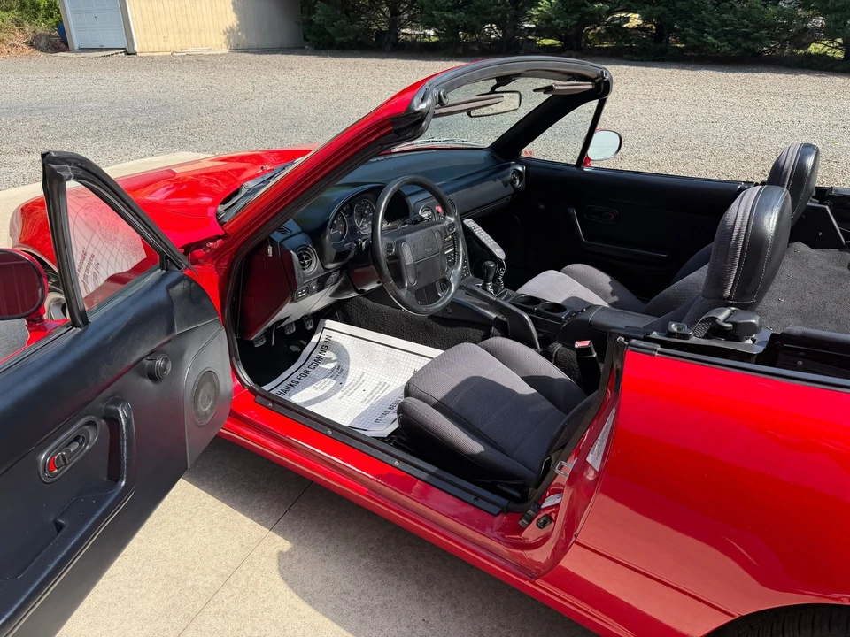 1992 Mazda NA MX-5 Miata - Image 18 of 31