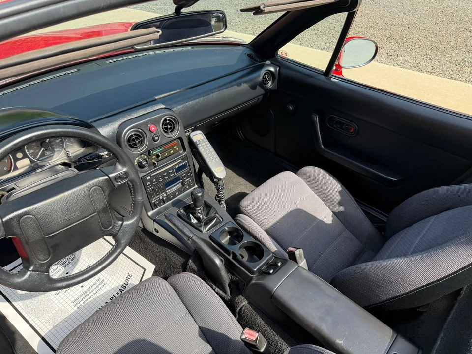 1992 Mazda NA MX-5 Miata - Image 25 of 31