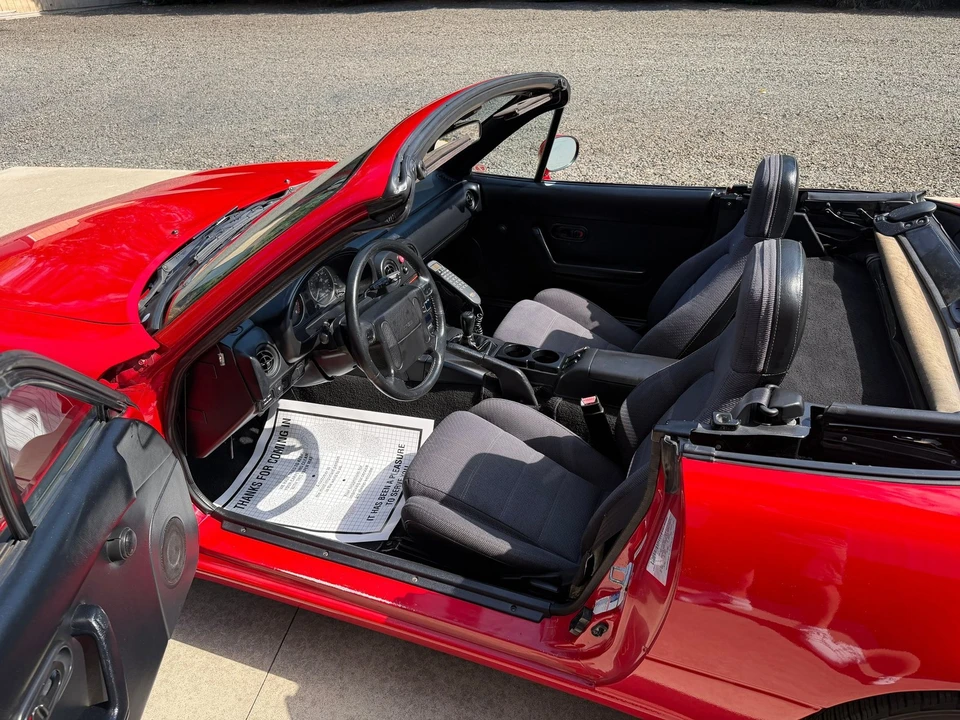 1992 Mazda NA MX-5 Miata - Image 17 of 31