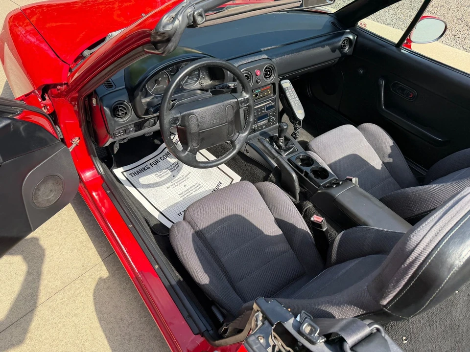 1992 Mazda NA MX-5 Miata - Image 23 of 31