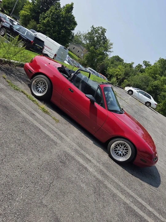 1992 Mazda NA MX-5 Miata - Image 2 of 20