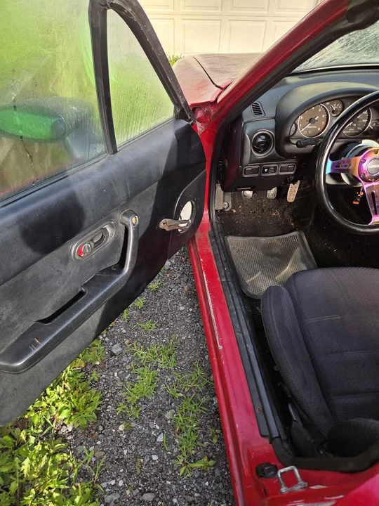 1992 Mazda NA MX-5 Miata - Image 7 of 20