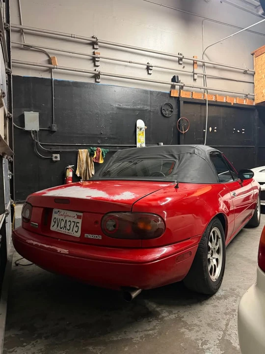 1992 Mazda NA MX-5 Miata - Image 3 of 8