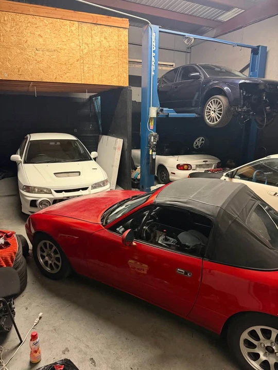 1992 Mazda NA MX-5 Miata - Image 5 of 8