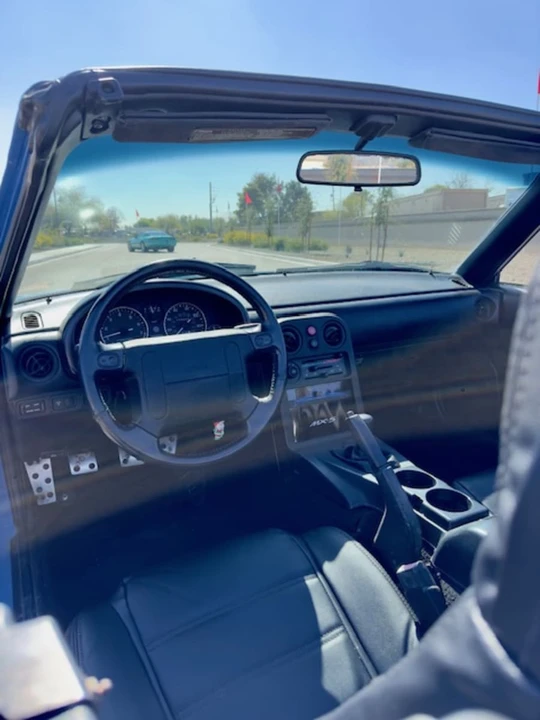 1992 Mazda NA MX-5 Miata - Image 7 of 8
