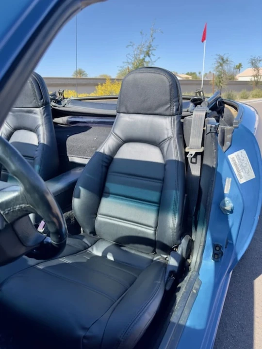 1992 Mazda NA MX-5 Miata - Image 6 of 8